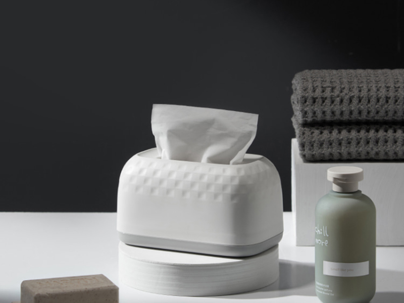 Checkered Tissue Box