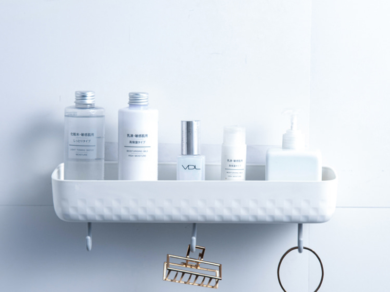 Checkered Wall-Mounted Bathroom Shelf